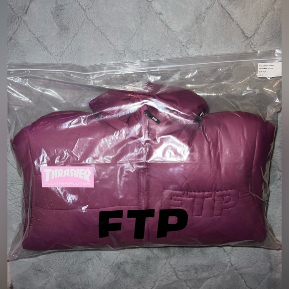 ❗️SOLD❗️☠︎︎ FTP LOGO WORLD DOMINATION QUILT PUFFER JACKET PLUM ☠︎︎ - Picture 4 of 15